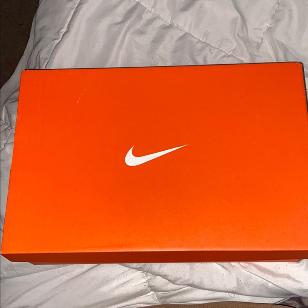 Nike box